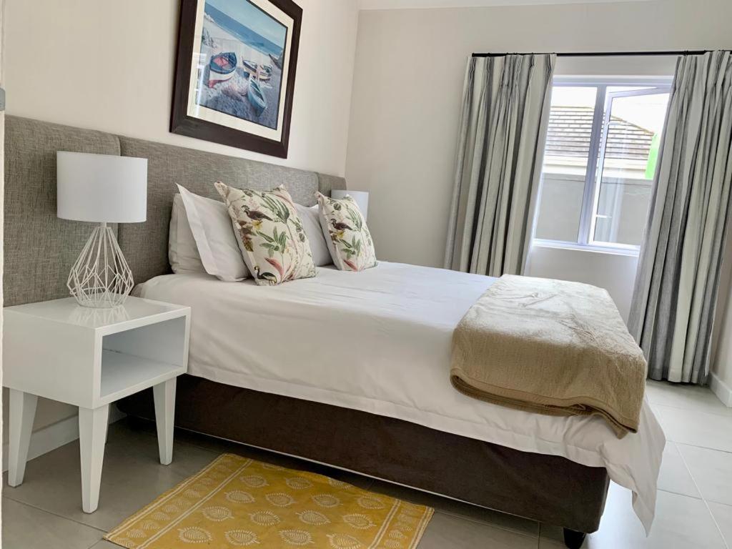 Anchor'S Rest Hotel Hermanus Buitenkant foto