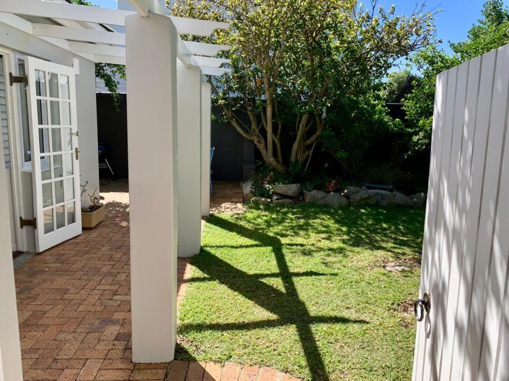 Anchor'S Rest Hotel Hermanus Buitenkant foto